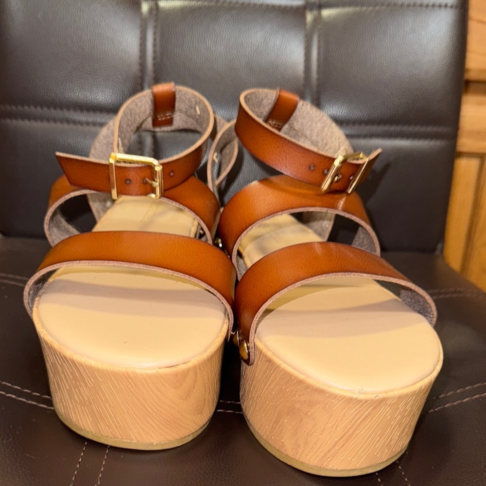 Brown Strappy Platform Sandals. New